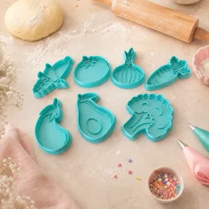 Kit Cortantes De Reposteria Masa Galletitas Verduras Celeste